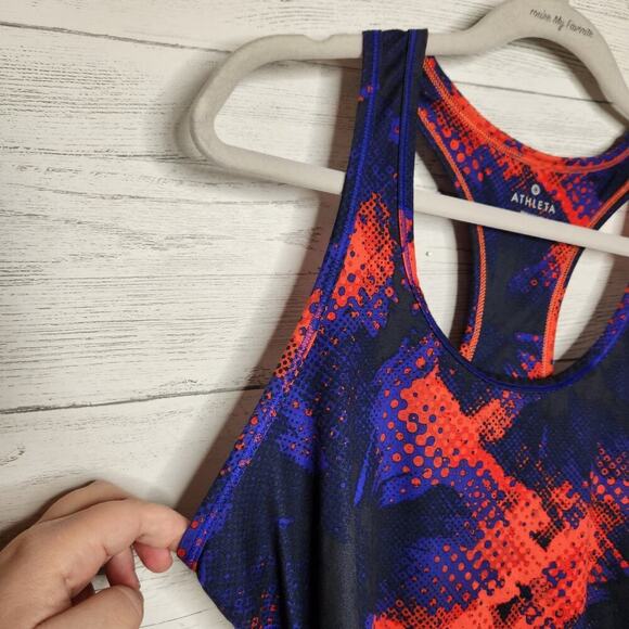 Athleta Red &‎ Blue & Black Cloudlight Women's Tank Size Small - Picture 4 of 10